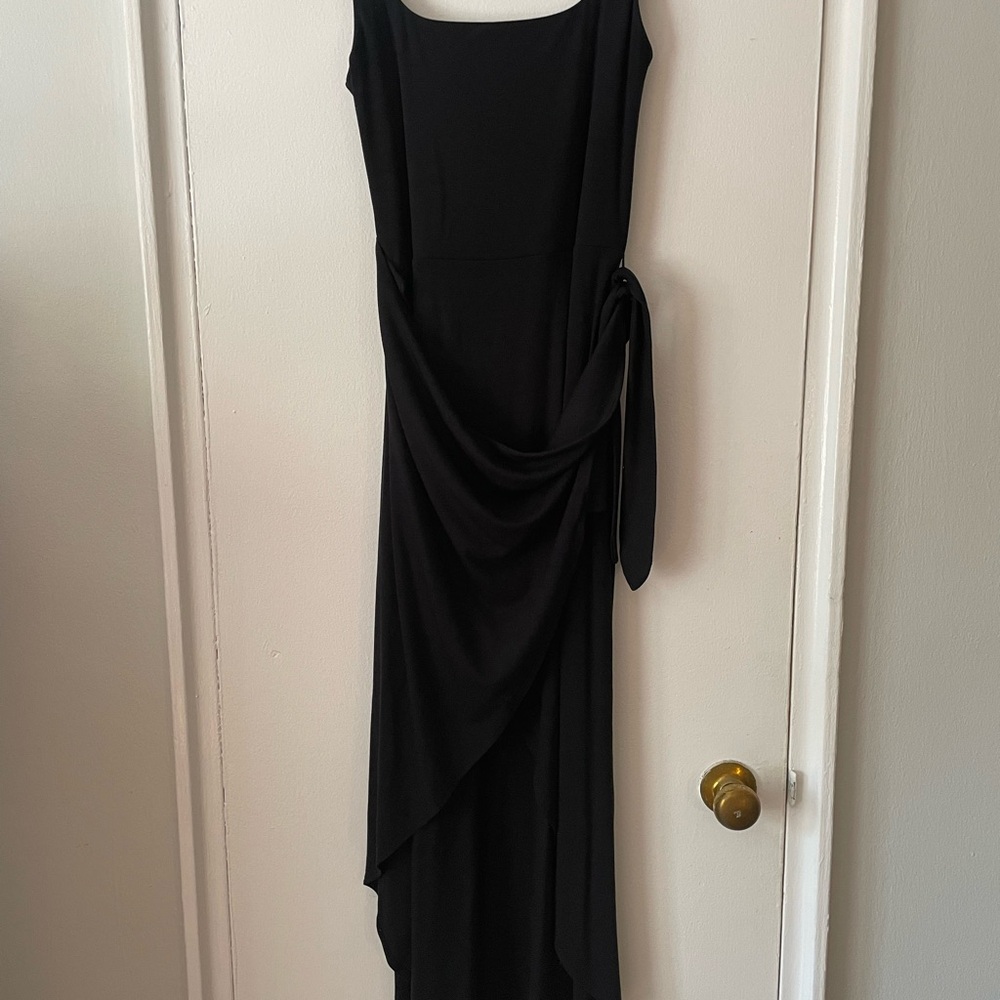 Like new condition Wilfred wrap midi dress high low hem in front. Super soft